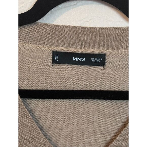 MNG Mango Beige Tan V-Neck Cashmere Sweater XS Camel - Picture 6 of 8